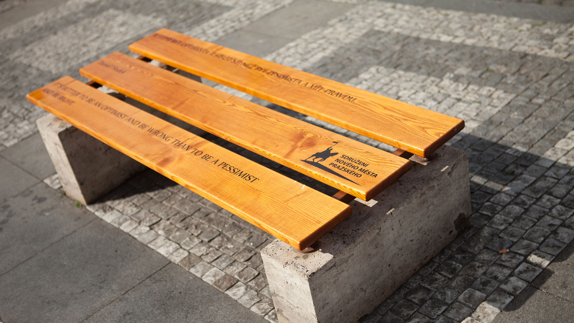 Projekt obnova laviček na Václavském náměstí